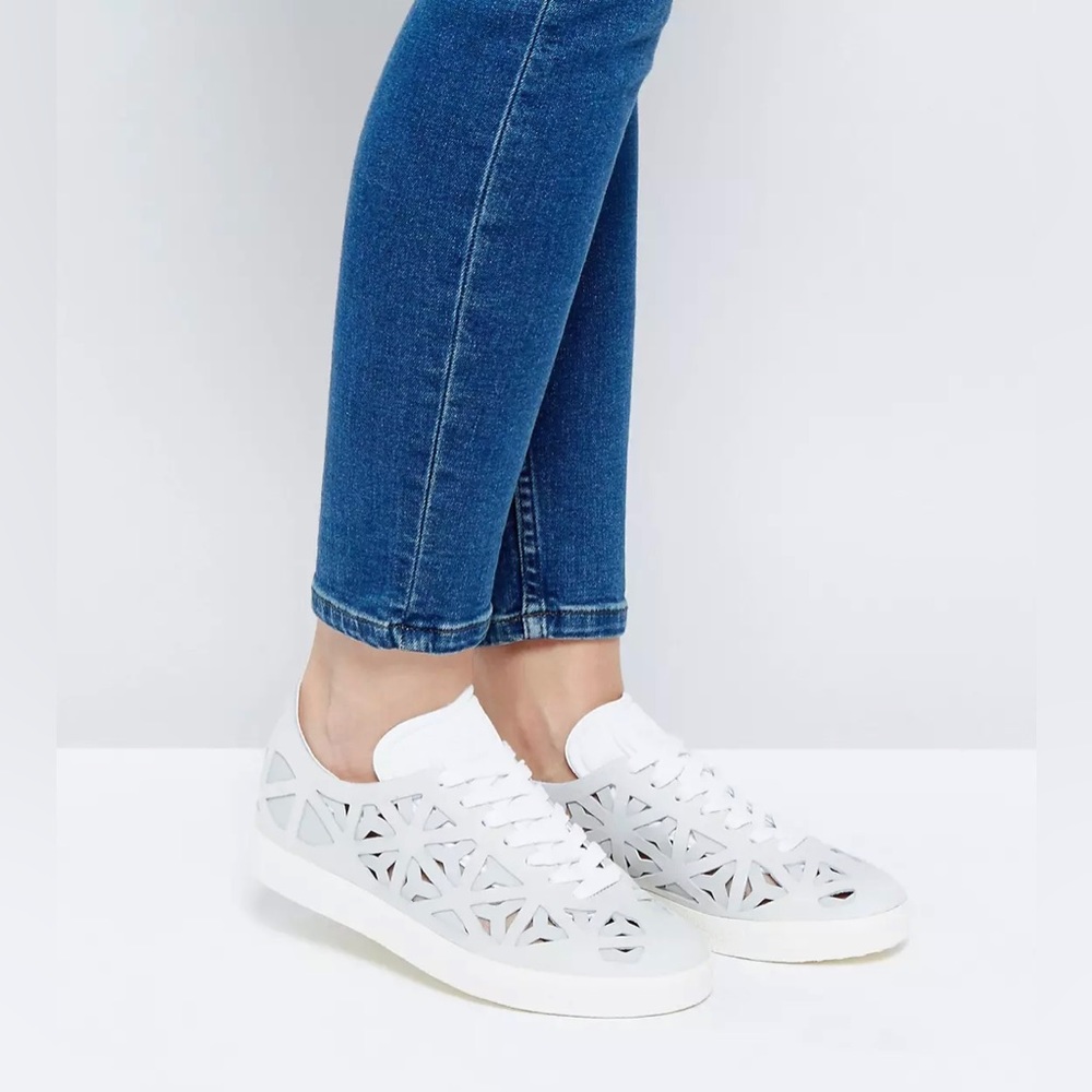 RARE! Adidas Originals Gazelle Cut Out Sneakers
